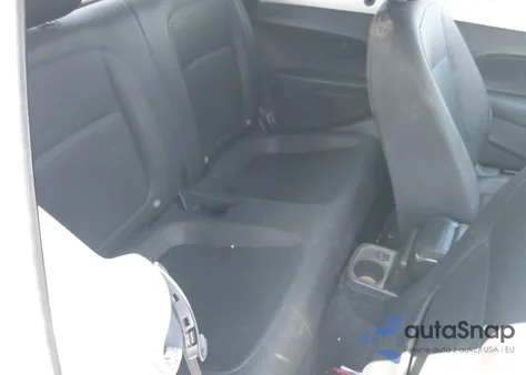 2013 Volkswagen Beetle 2.0L Tdi z USA, uszkodzony, nr VIN 3VW5L7ATXDM833335